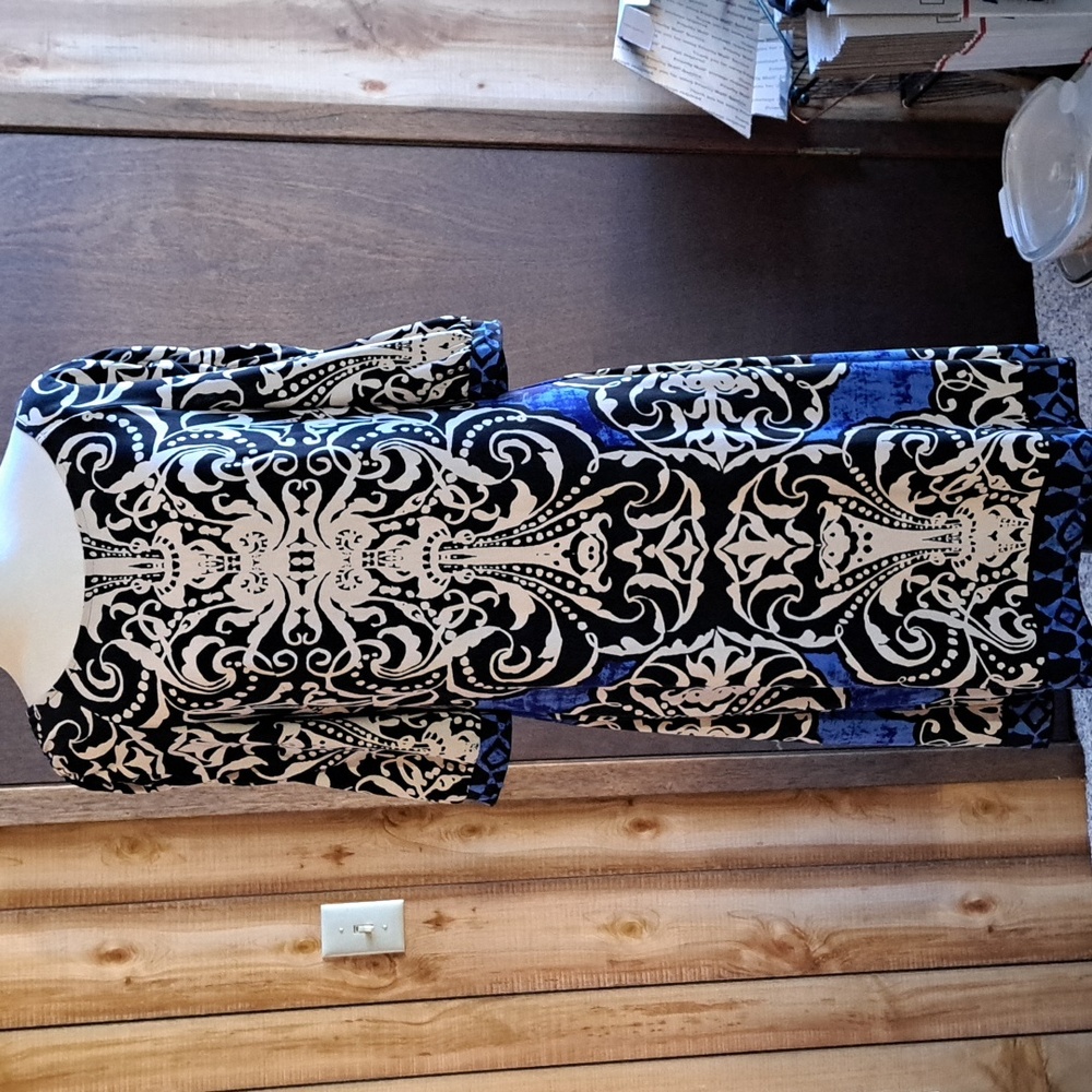 White House/Black Market size M blue, black, cream dress